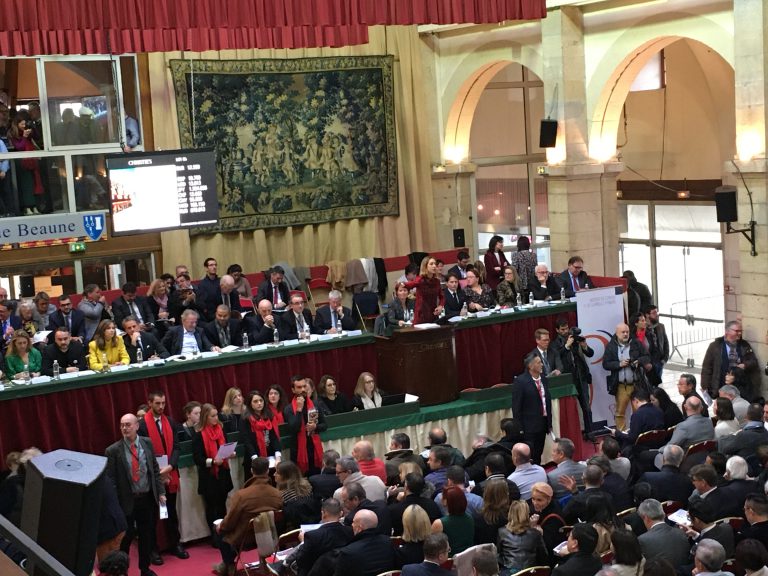 Skuffende auktion i Beaune